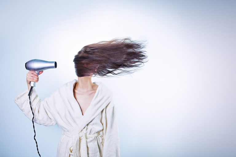 Benefícios do Saw Palmetto: Saiba como ele ajuda no crescimento do cabelo 1 Benefícios do Saw Palmetto: Saiba como ele ajuda no crescimento do cabelo