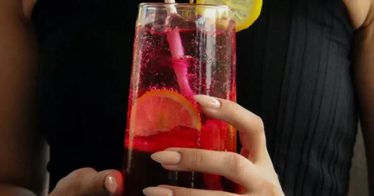 Explorando os Múltiplos Benefícios das Bebidas Isotônicas 1 Bebidas Isotônicas