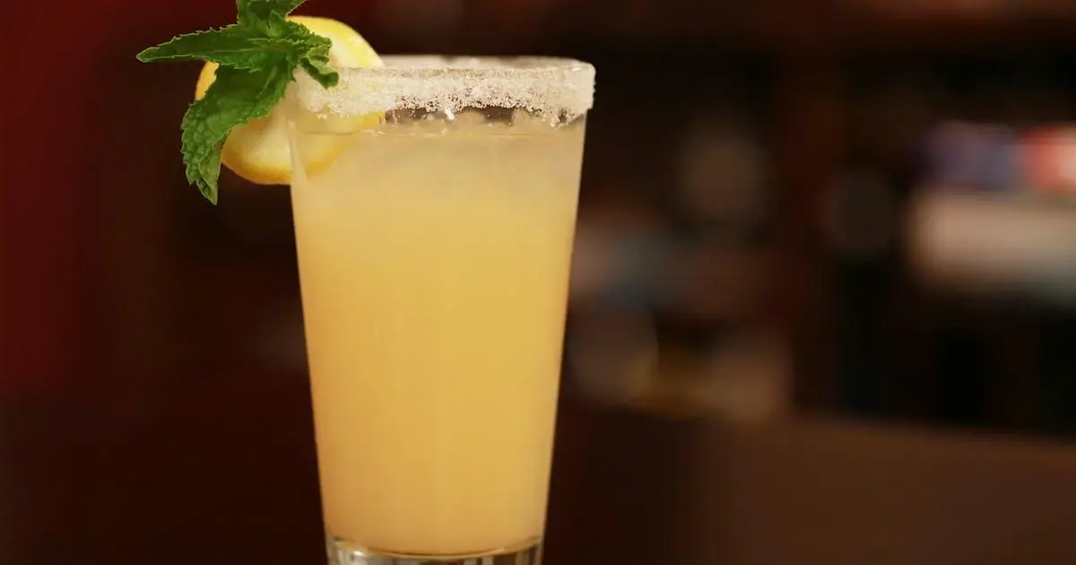 Como as Bebidas Isotônicas Auxiliam na Hidratação