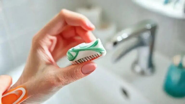 A Importância da Escovação dos Dentes Antes e Depois do Café da Manhã